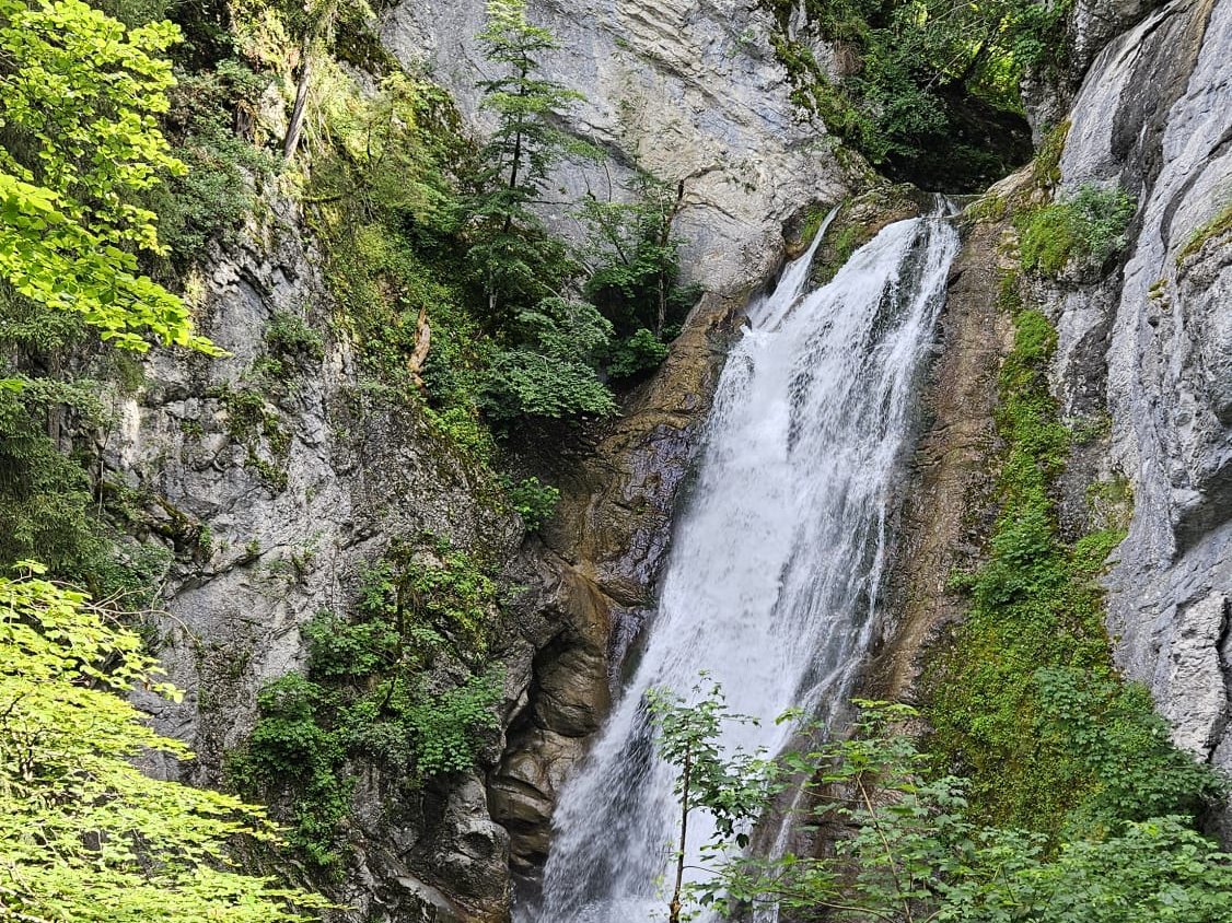 Cascade mystérieuse