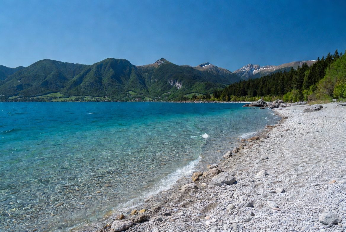Base de loisirs Orange Montisel — Saint-Sixt, Haute-Savoie